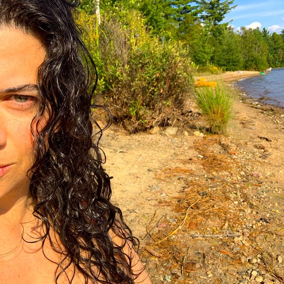 Meet your Posher, Christina - Picture 1 of 1